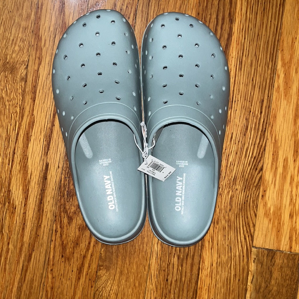 Clogs